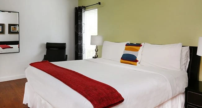 room-one-bedroom-waterfront