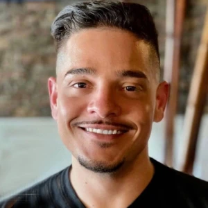 MICHAEL ARECHAVALETA MASSAGE THERAPIST